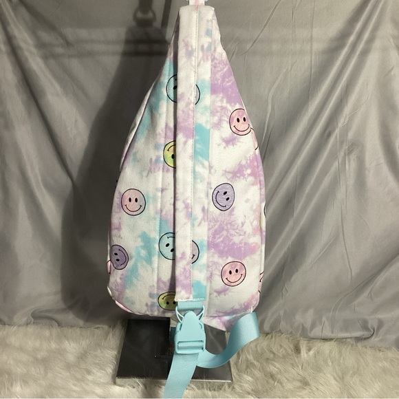 No Boundaries Smiley Faces Tie Dye Sling Pack Backpack - Picture 2 of 9